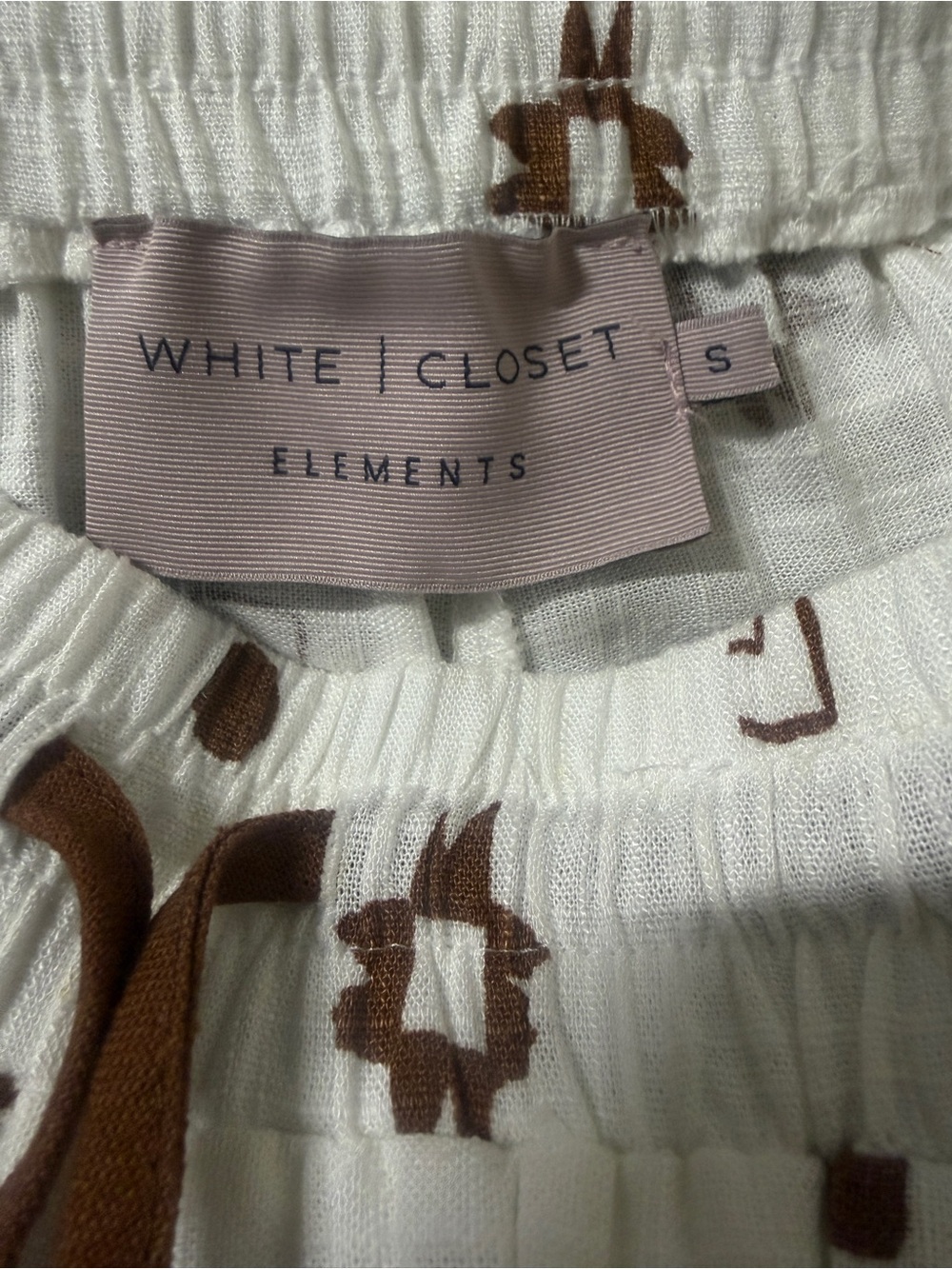 ELEMENTS/White Closet Two-Piece linen blend printed tie shirt and pants set - Picture 4 of 13